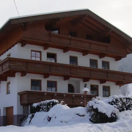 Sixenhof Apartment